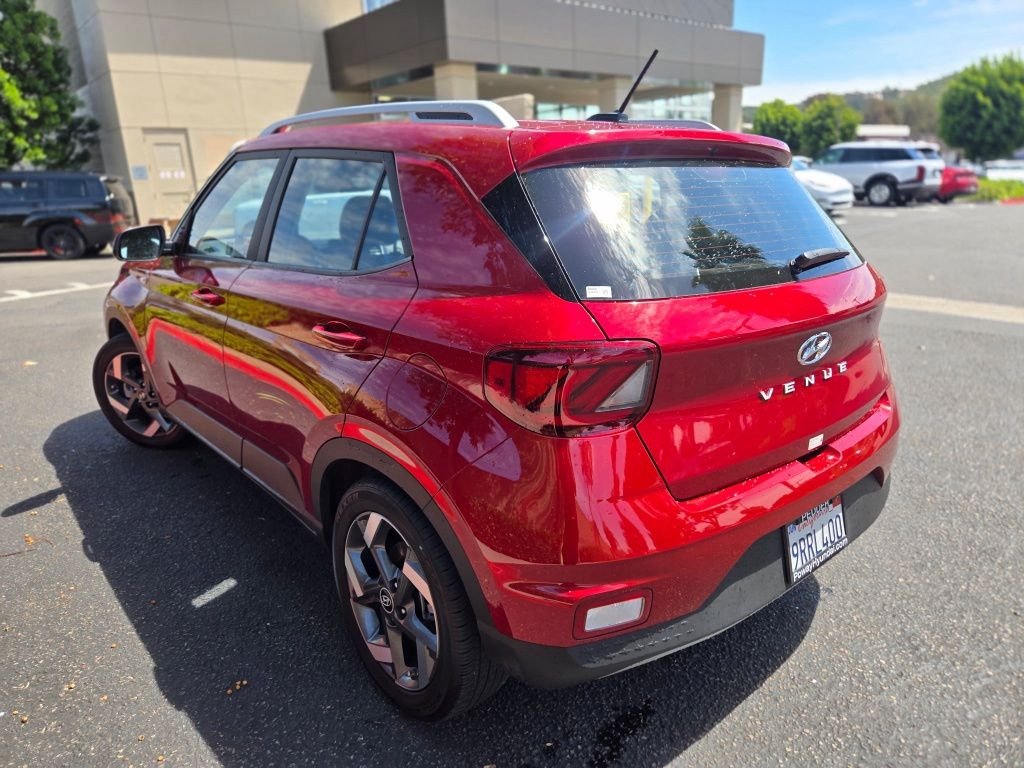 Used 2025 Red Hyundai Limited image 5