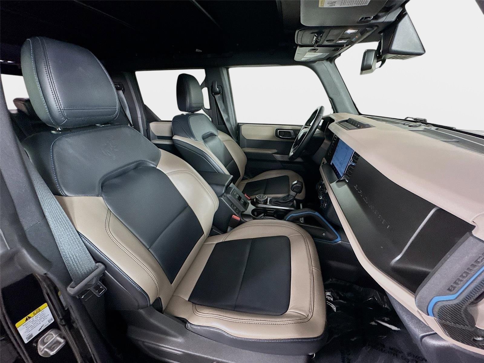 Used 2022 Shadow Black Ford Wildtrak image 27