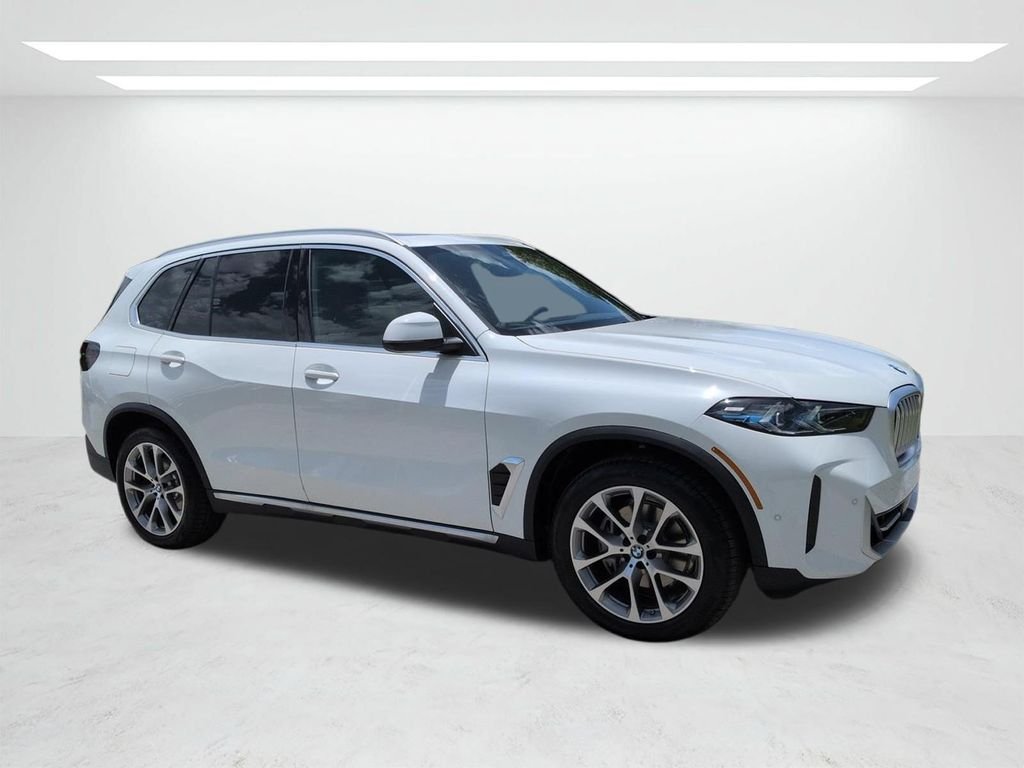 New 2026 Alpine White BMW xDrive40i image 2