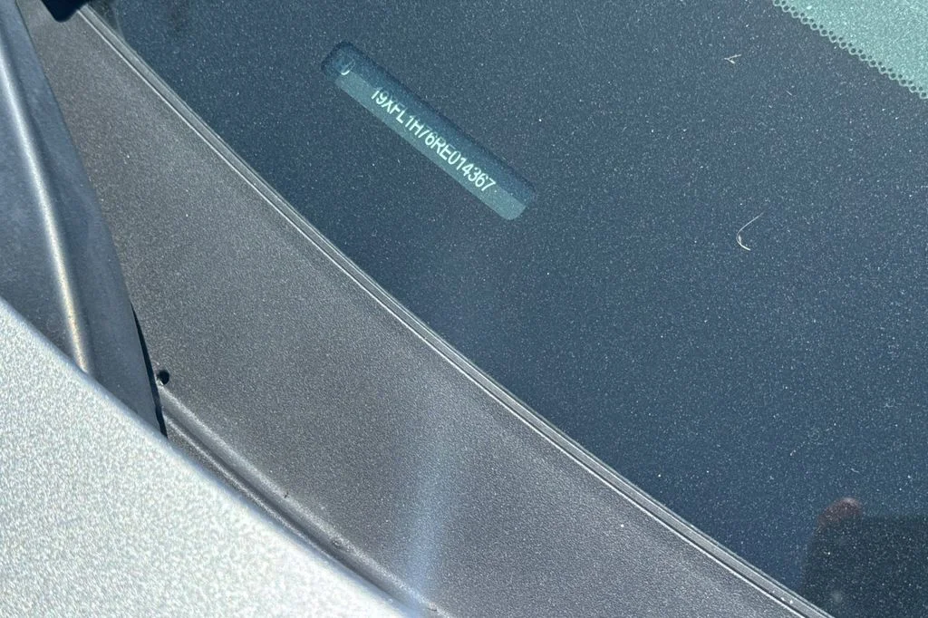 Certified Used 2024 Lunar Silver Metallic Honda EX-L image 8