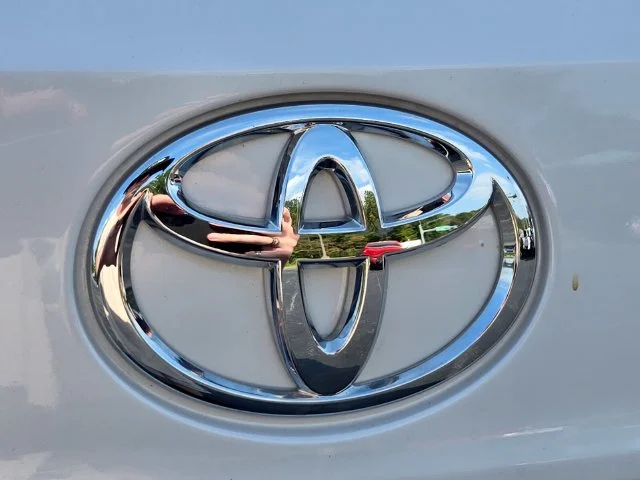 Used 2023 Beige Toyota XLE image 20