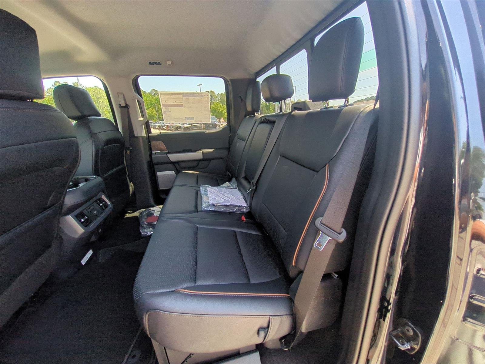 New 2026 Agate Black Metallic Ford F-350® Lariat® image 33