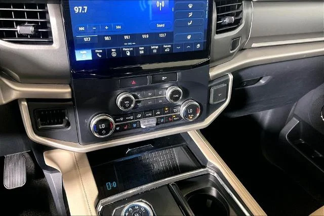 Used 2023 White Metallic Ford XLT image 53