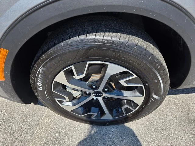 Used 2025 Gray Kia EX image 4