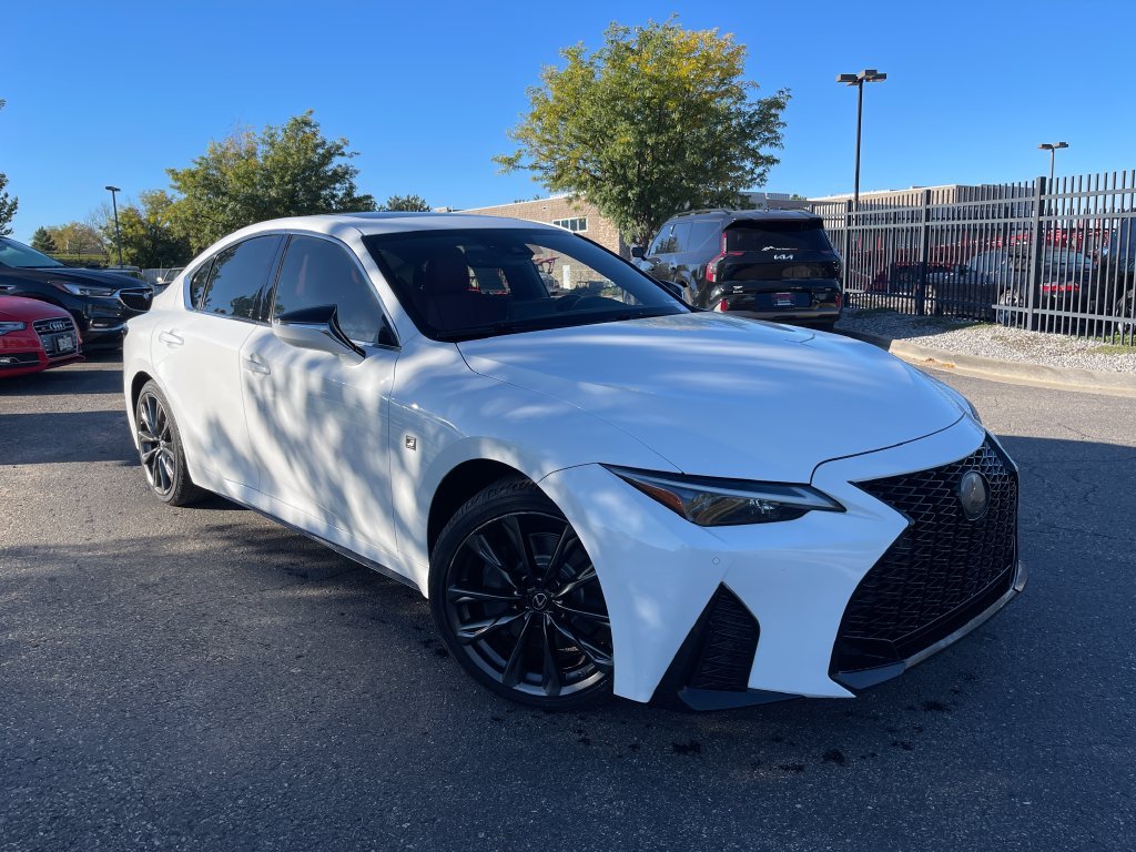 2021 Lexus IS