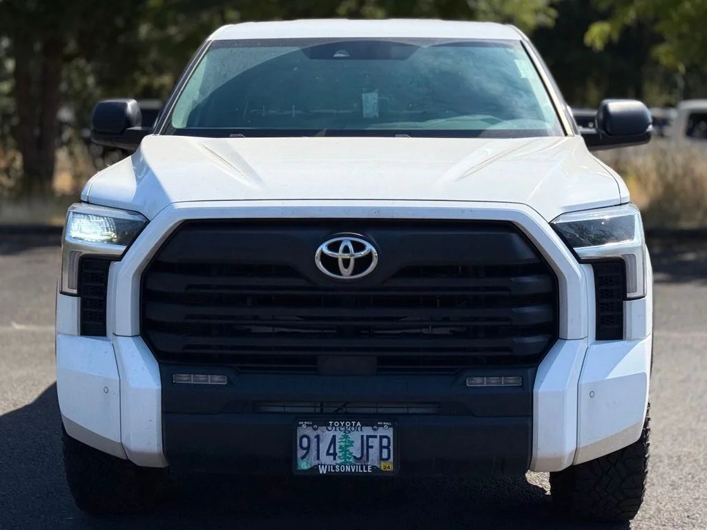 Used 2023 White Toyota SR5 image 8