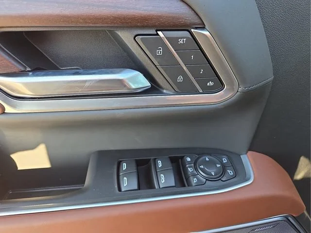 2026 GMC Sierra 3500HD Denali Ultimate - Photo 13