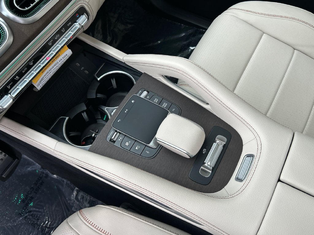New 2027 Polar White Mercedes-Benz GLS 450 image 23