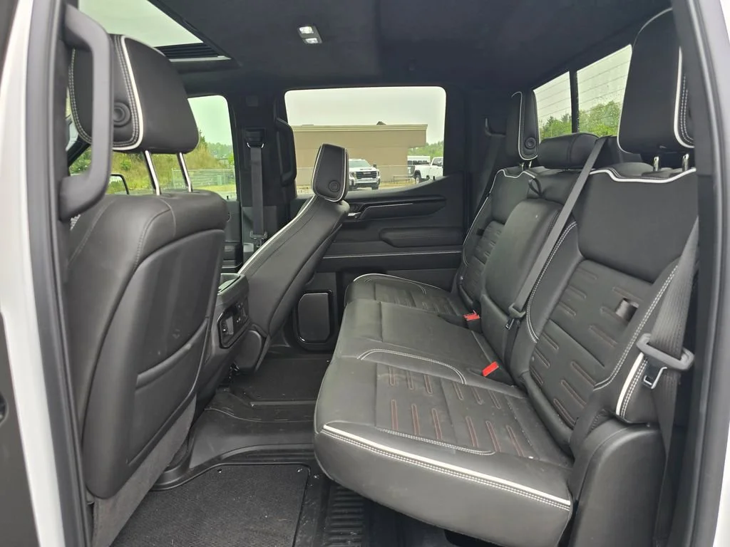 2025 GMC Sierra 1500 AT4X - Photo 8