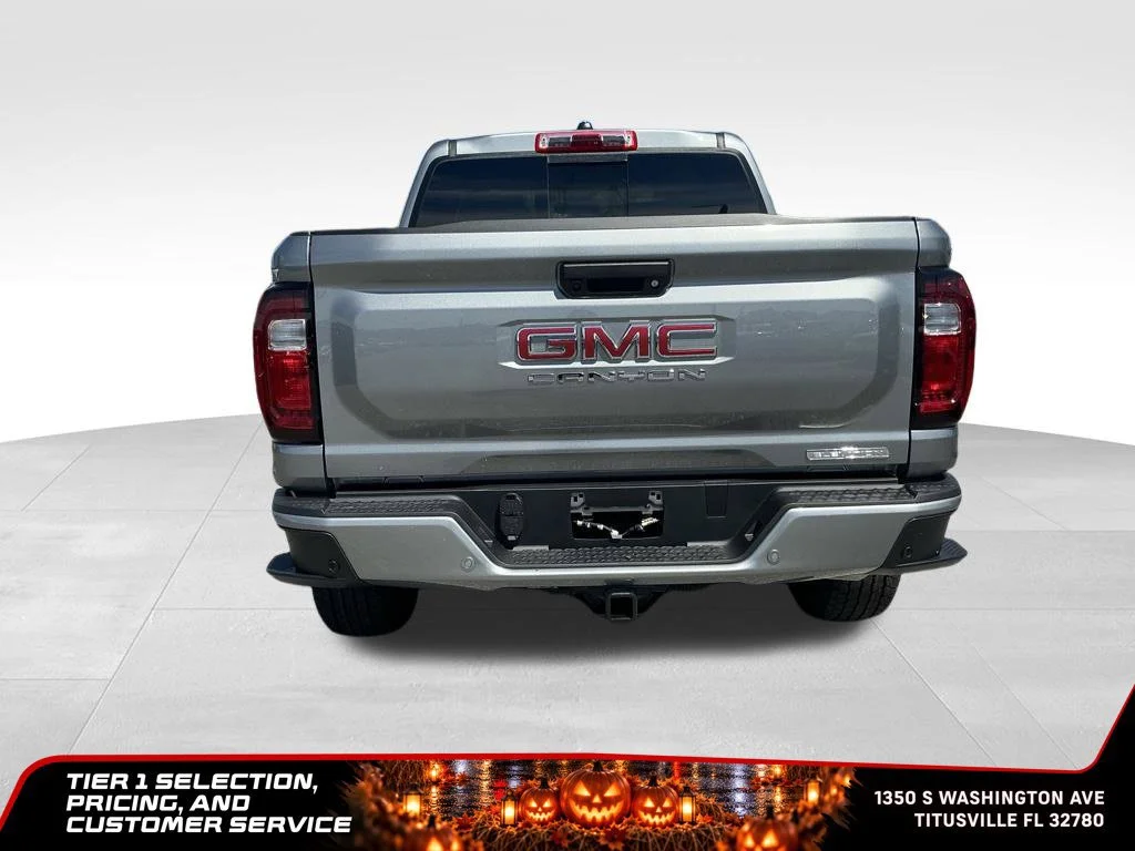 New 2026 Sterling Metallic GMC Elevation image 7