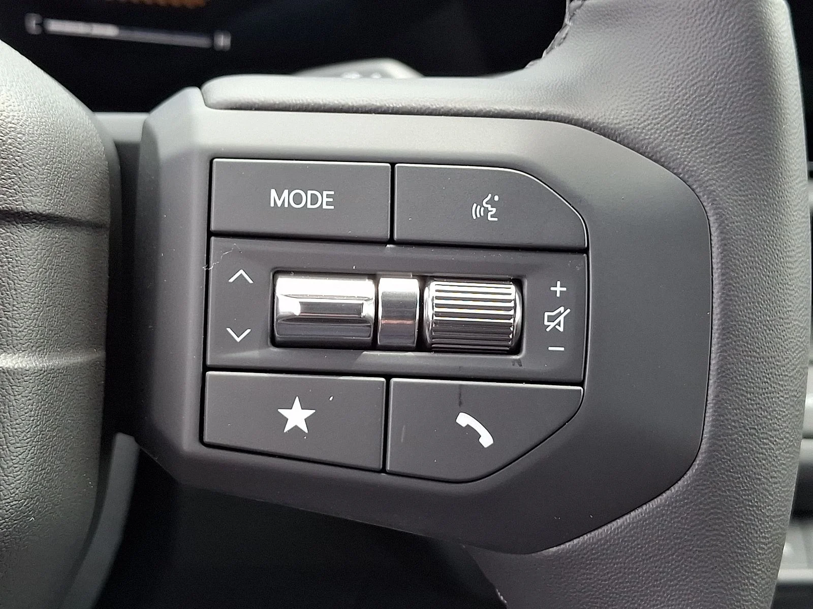 New 2027 Brown Kia X-Line S image 19