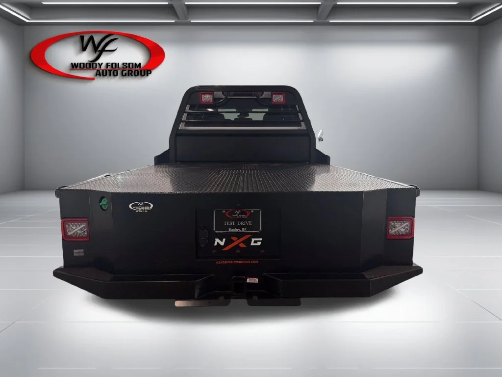 New 2026 Summit White Chevrolet Work Truck image 6