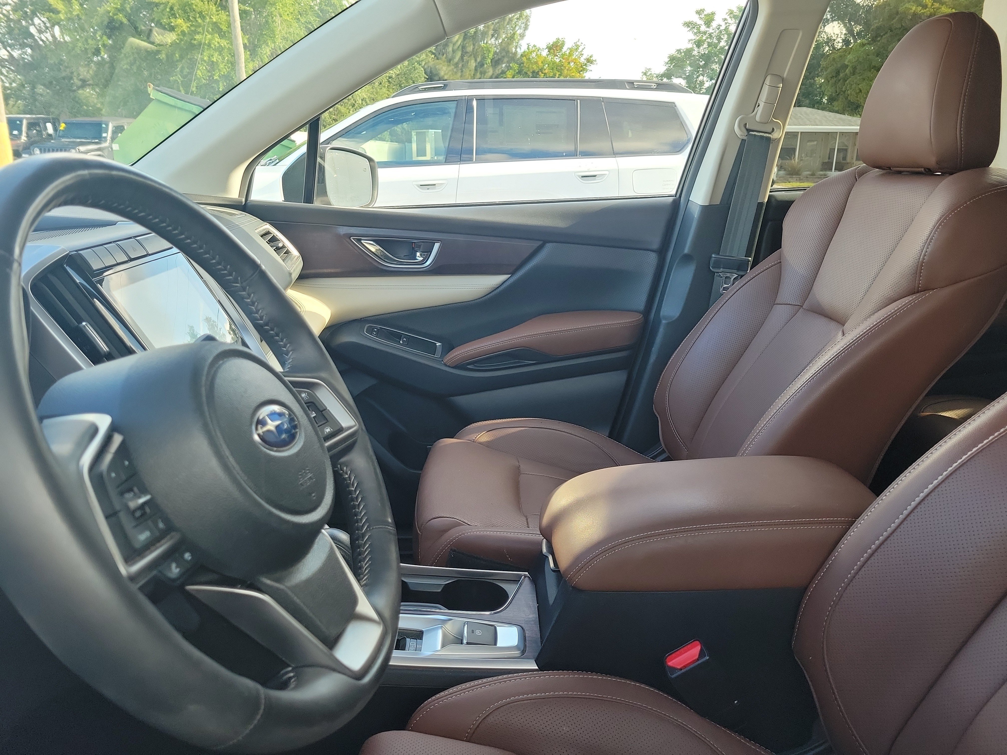 Used 2020 Crystal White Pearl Subaru Touring image 7