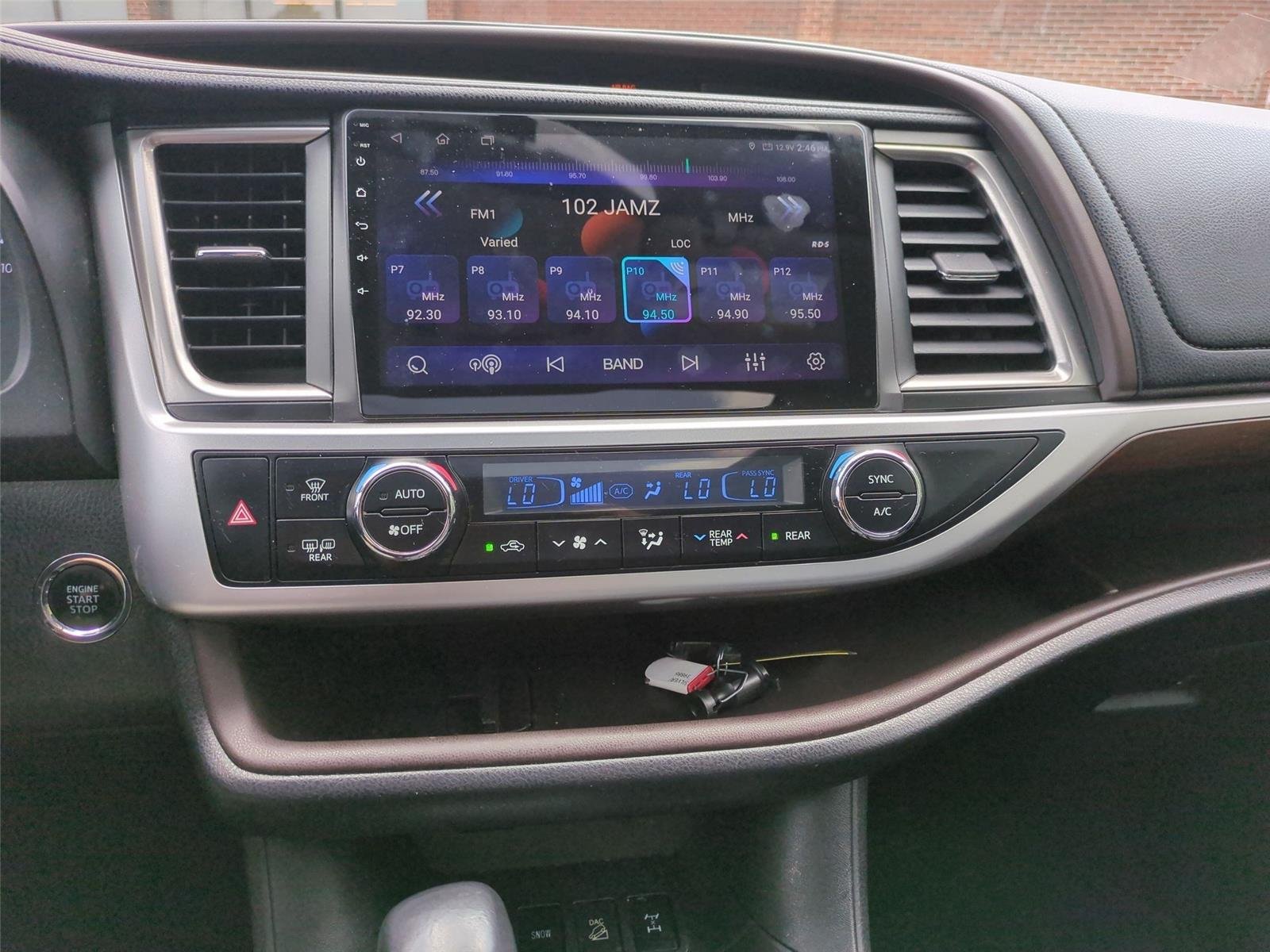 Used 2014 PREDAWN GRAY MICA TOYOTA  image 24