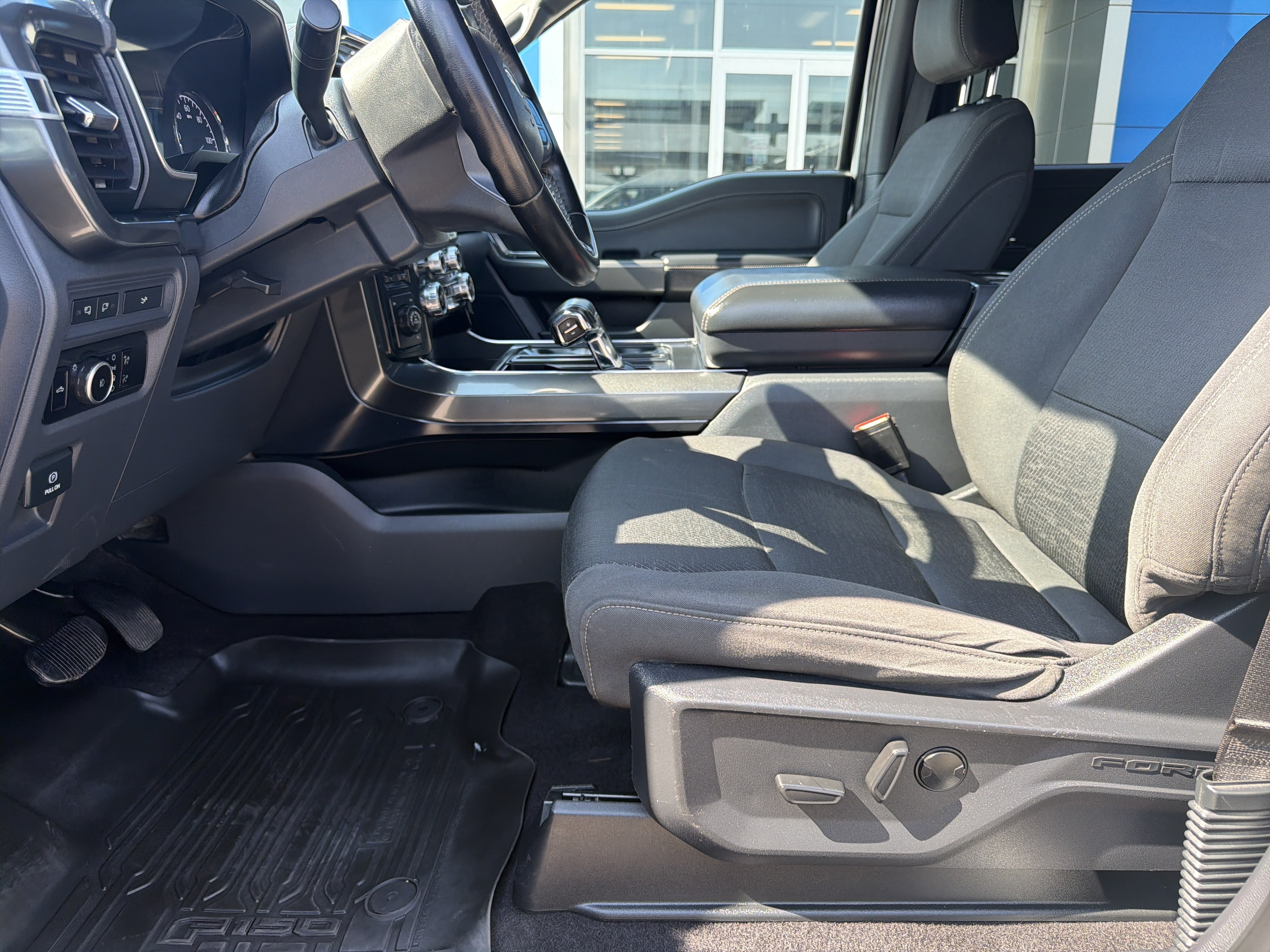 Used 2023 Silver Ford XL image 14