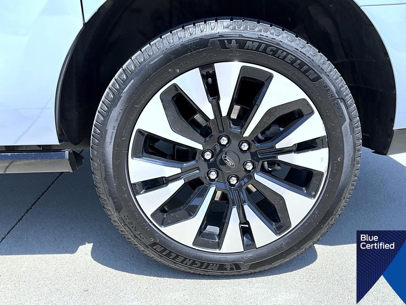 Certified Used 2025 Gray Metallic Ford Platinum image 26