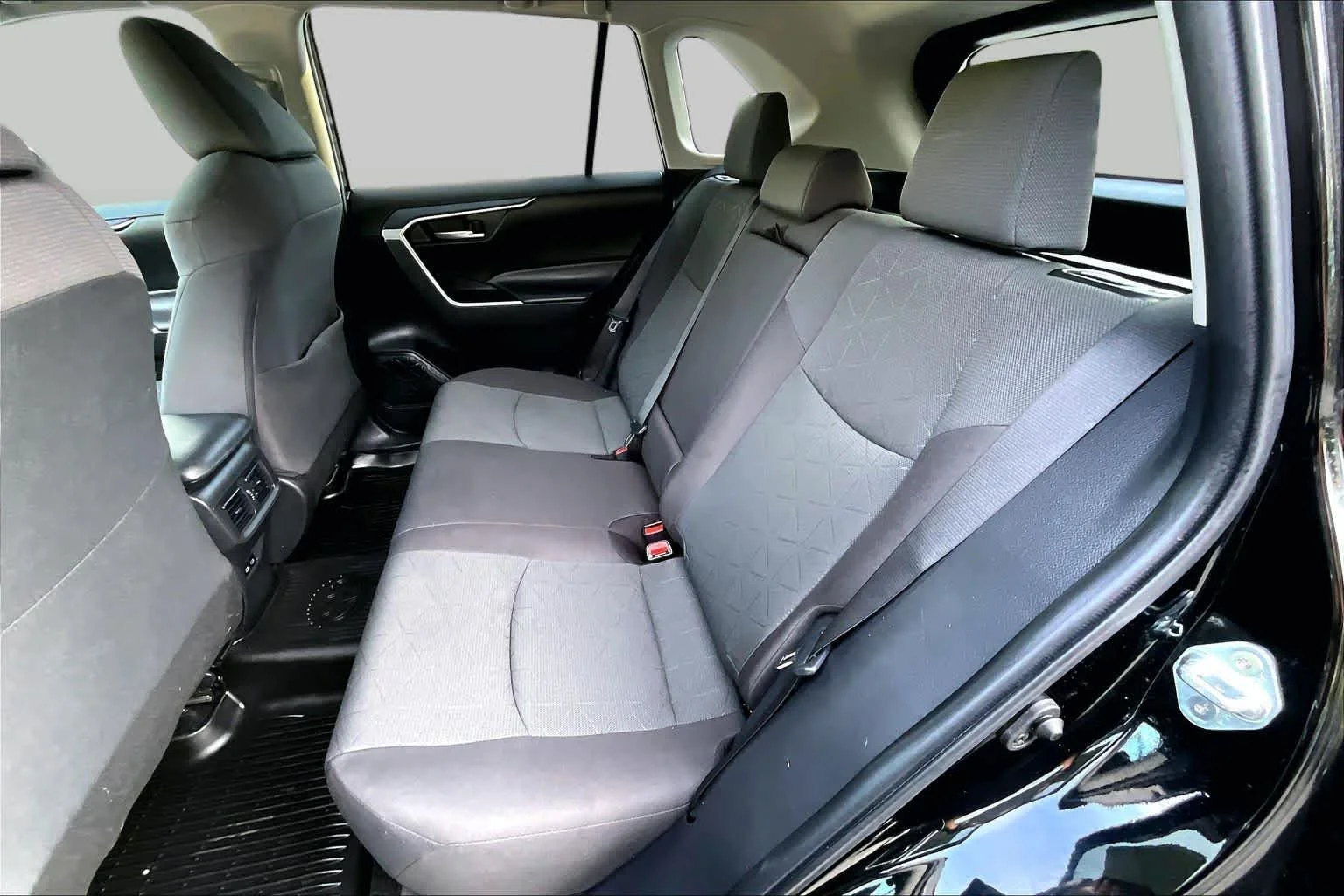 Used 2024 Midnight Black Metallic Toyota XLE image 20