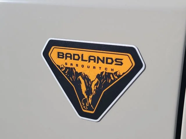 New 2026 Desert Sand Ford Badlands image 9