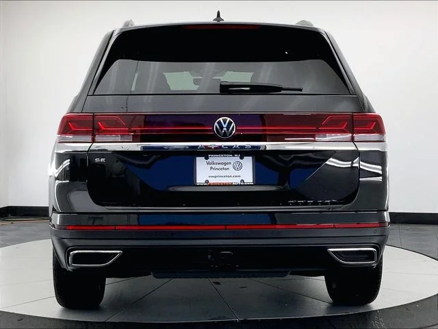 New 2026 Black Volkswagen SE w/Technology image 2