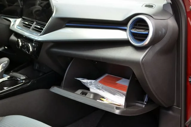 2025 Chevrolet Trax LT - Photo 13