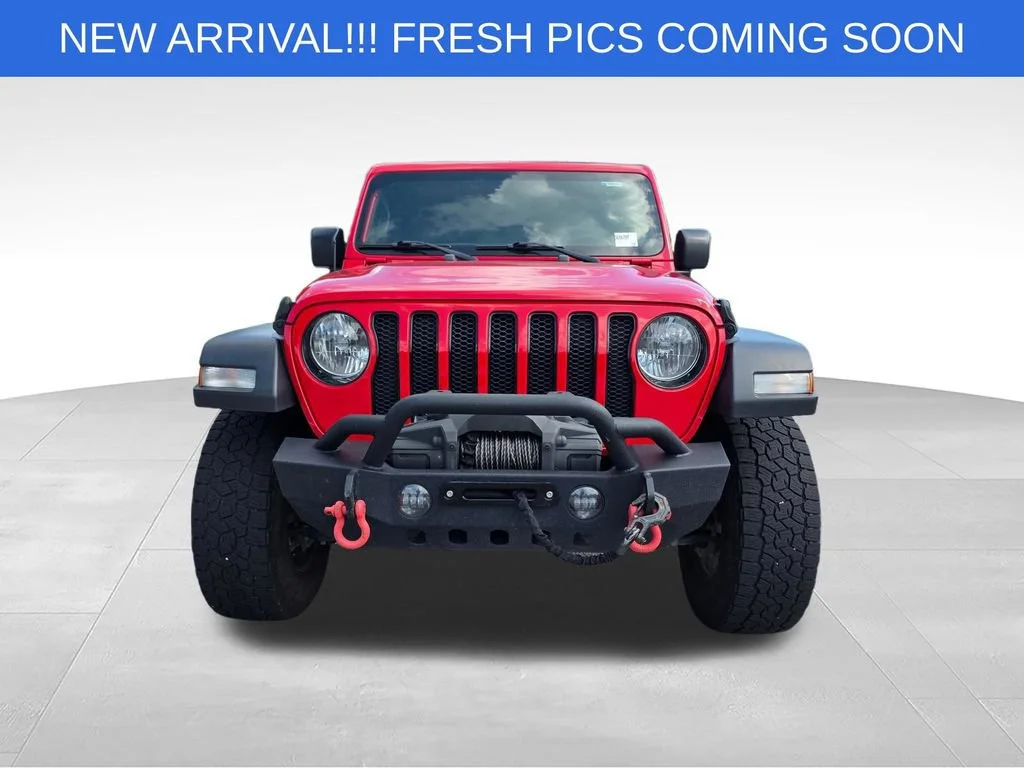 Used 2021 Red Jeep Sport Altitude 4x4 image 10