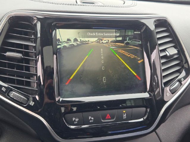 Used 2020 Gray Jeep Limited image 25