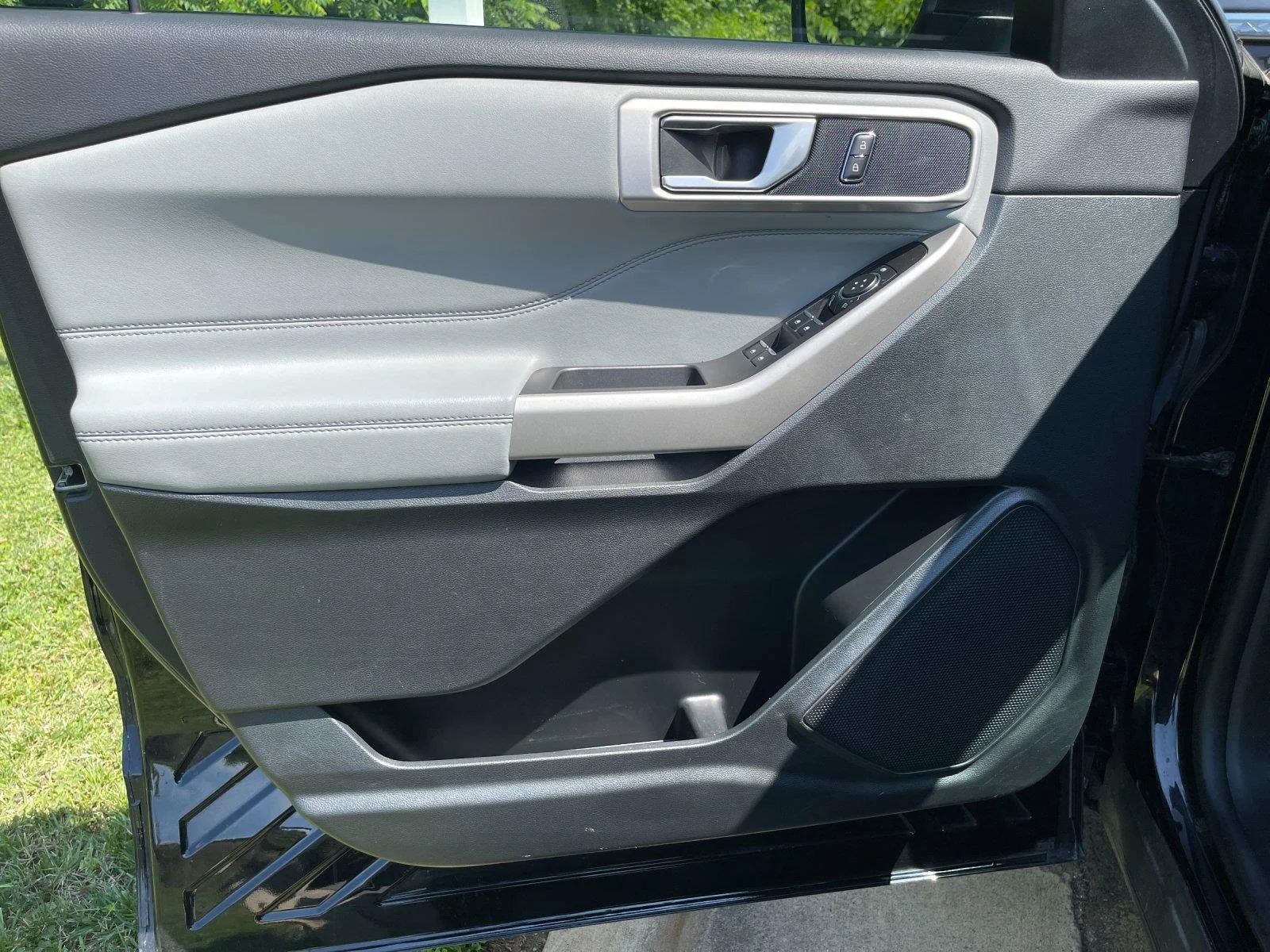 Used 2023 Agate Black Ford XLT image 13