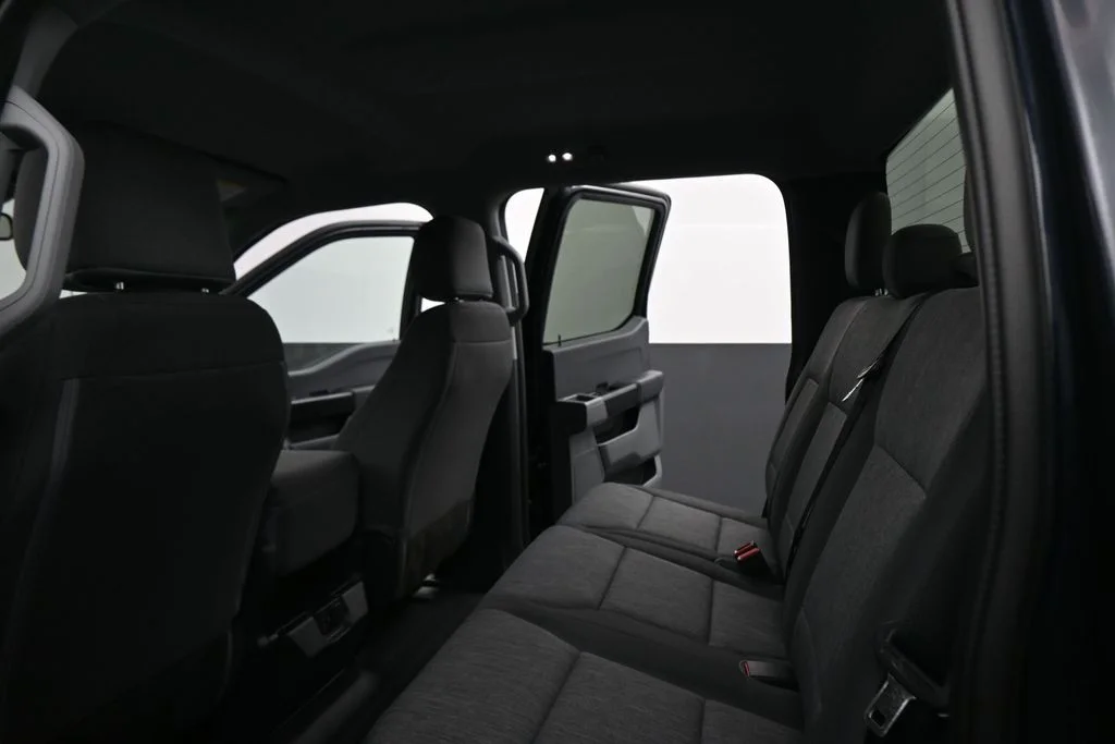 Used 2021 Blue Ford XL image 40
