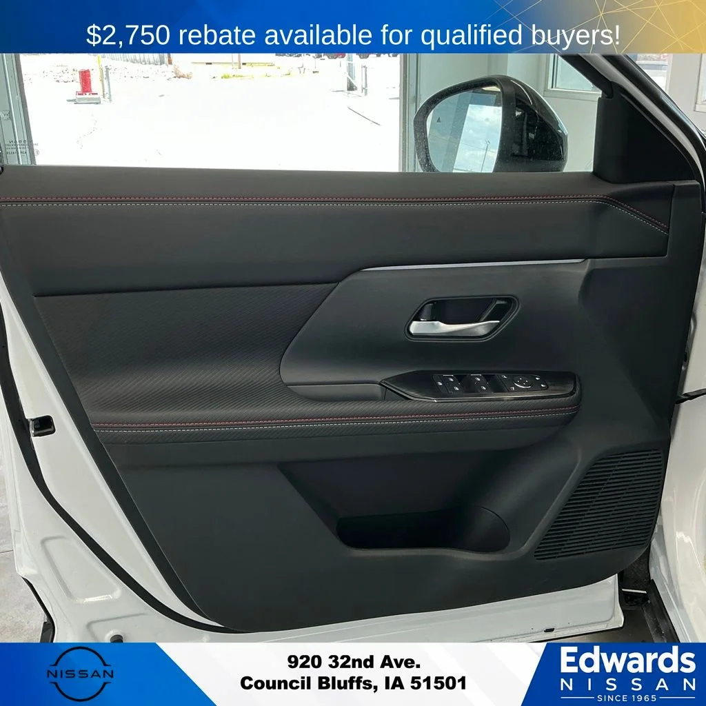 New 2026 Aspen White TriCoat Nissan SR image 15