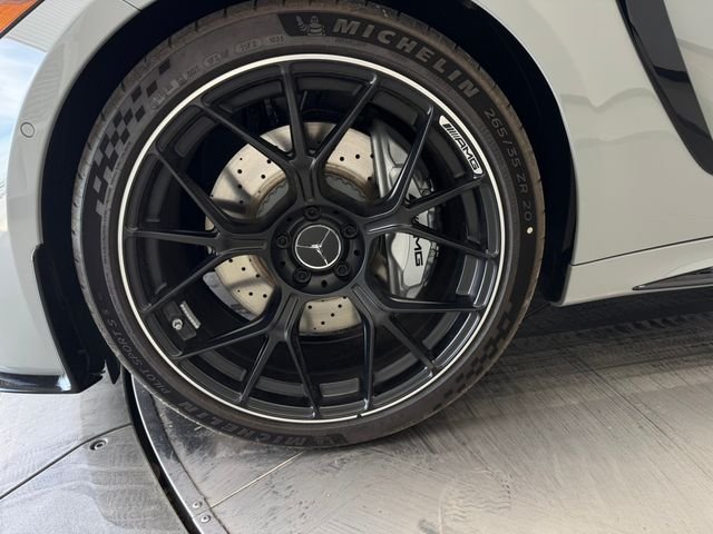 New 2026 MANUFAKTUR Alpine Grey Mercedes-Benz AMG® CLE 53 4MATIC+ Coupe image 11