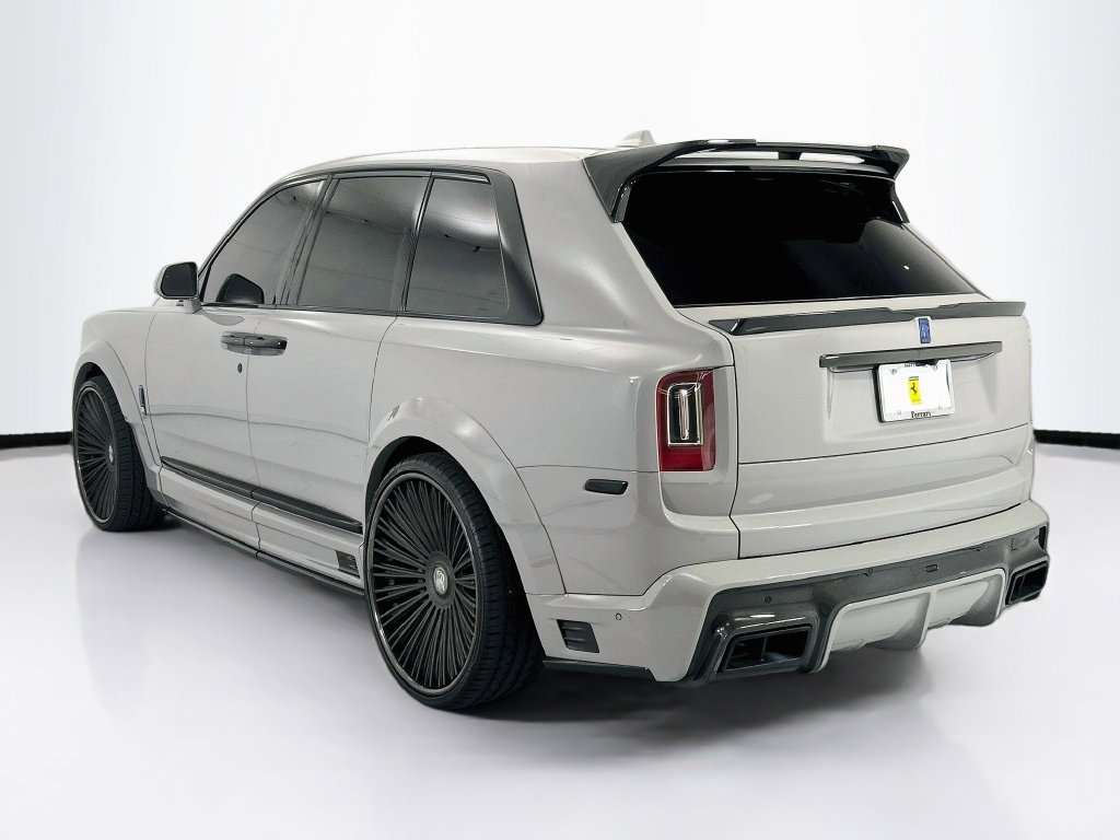 Used 2024 Stone Gray Rolls-Royce Black Badge image 7