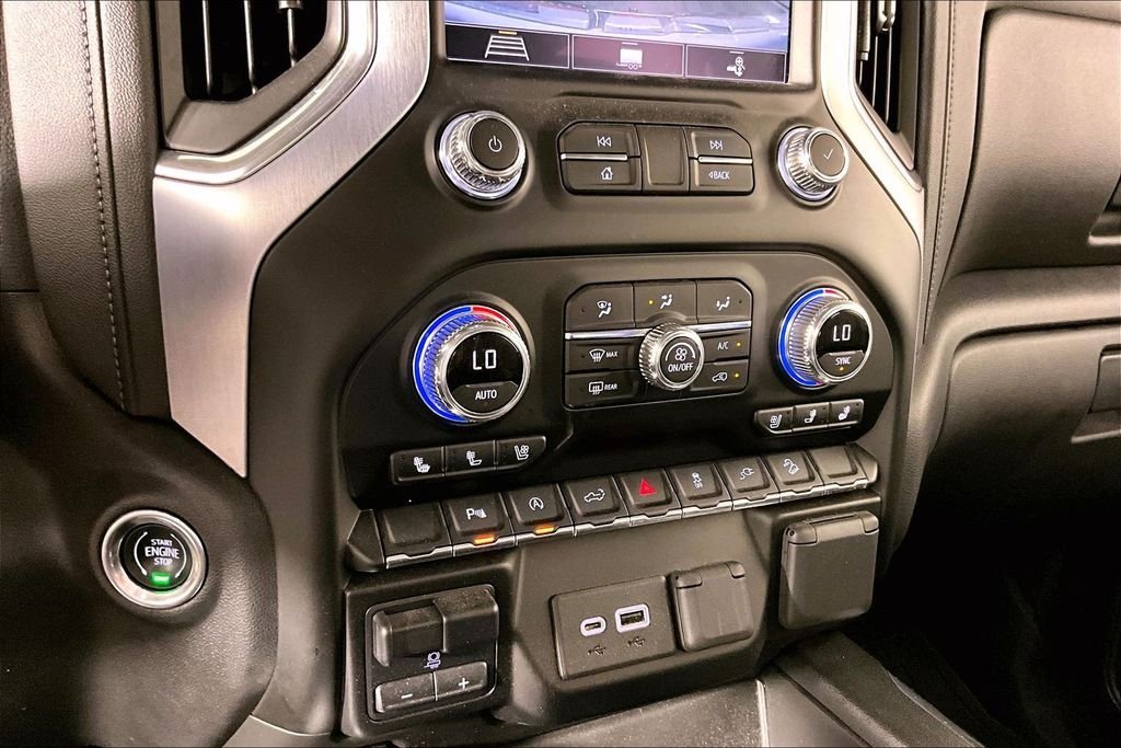 Used 2020 White GMC SLT image 14