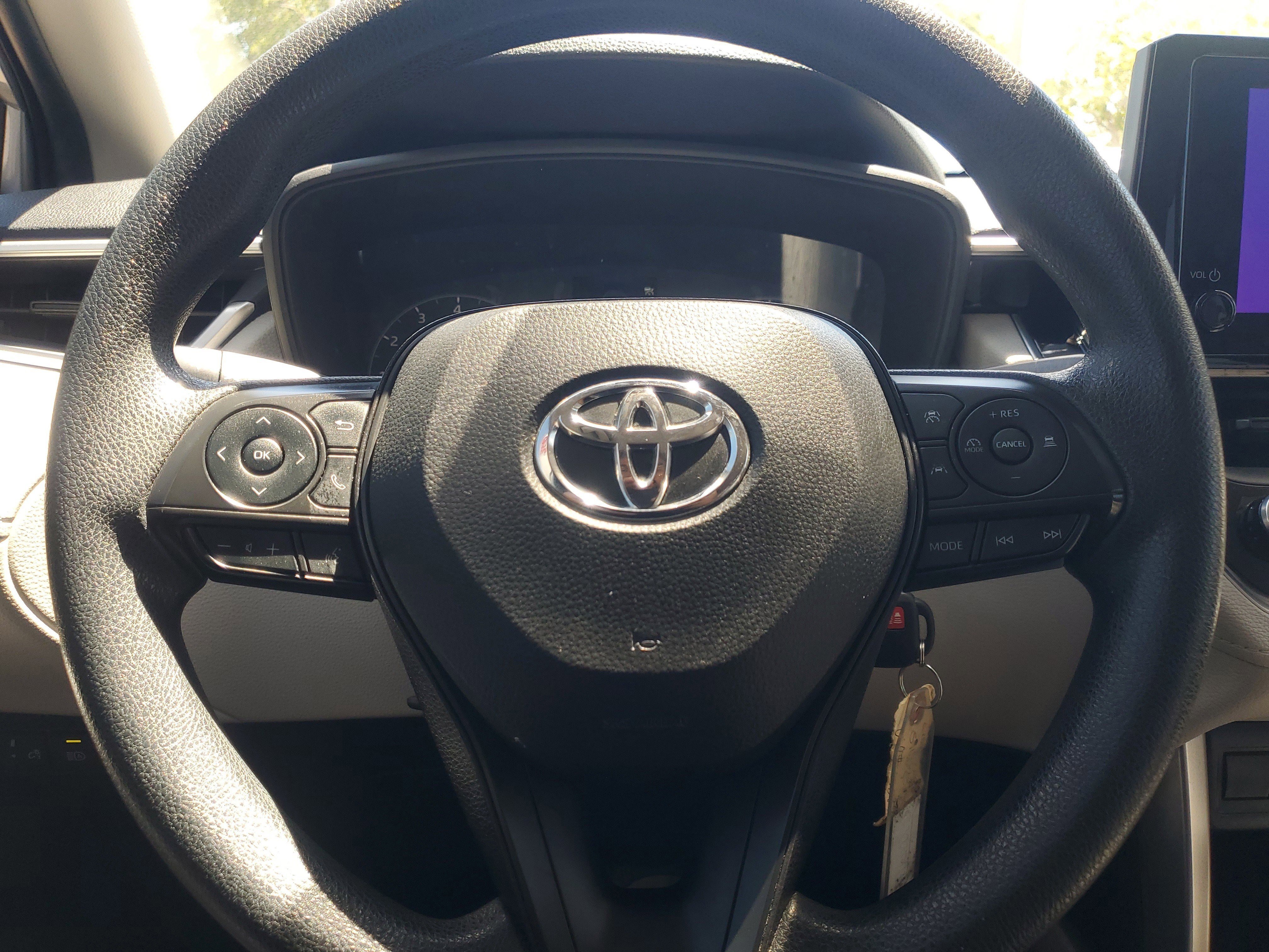 Used 2023 Silver Toyota L image 20