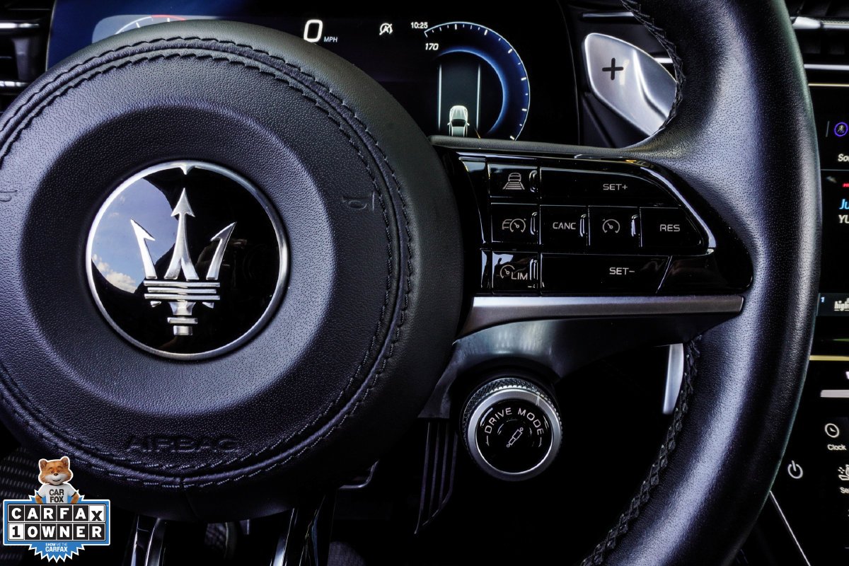 Used 2023 Black Maserati Modena image 27