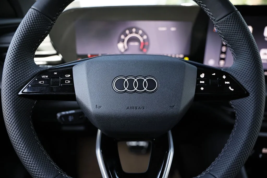 New 2026 Glacier White Metallic Audi Premium Plus image 34
