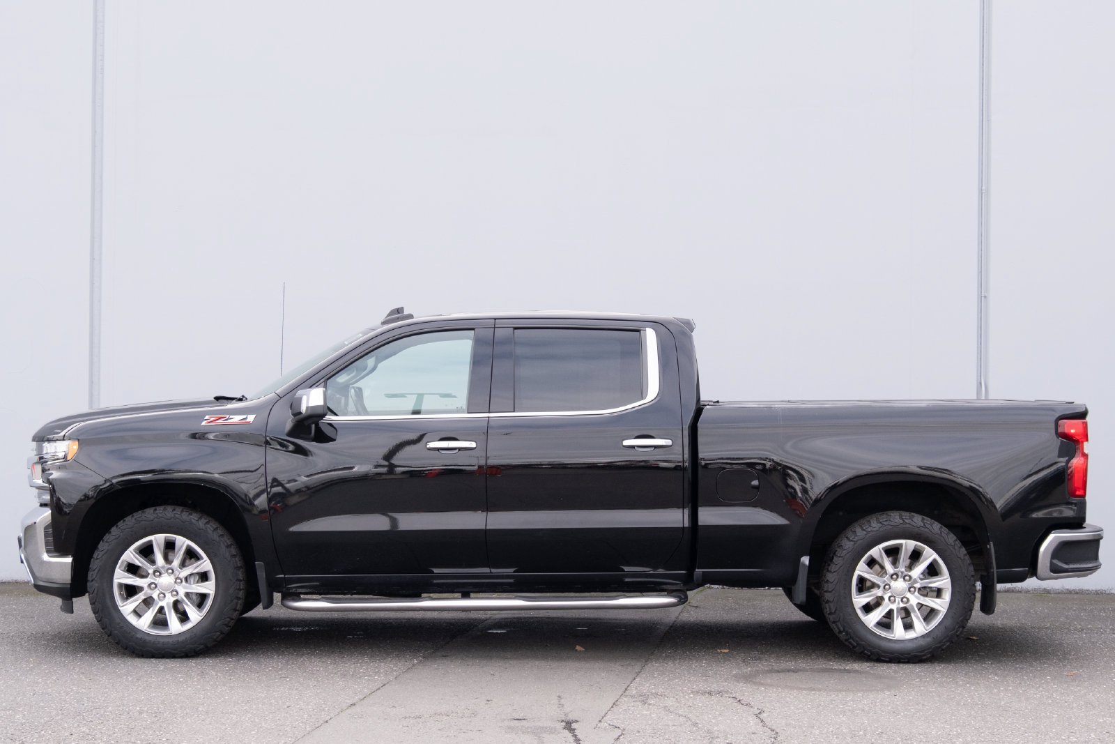 Used 2021 Black Chevrolet LTZ image 28