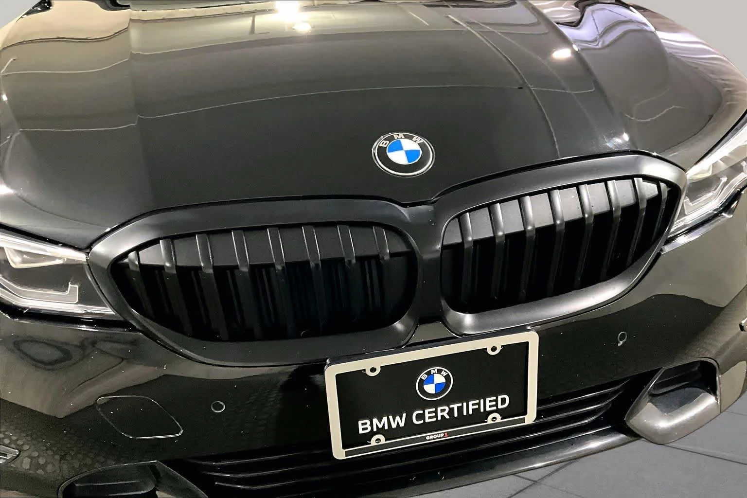 Used 2022 Black Sapphire Metallic BMW 330i xDrive image 31