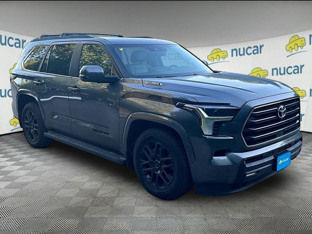 2024 Toyota Sequoia SR5