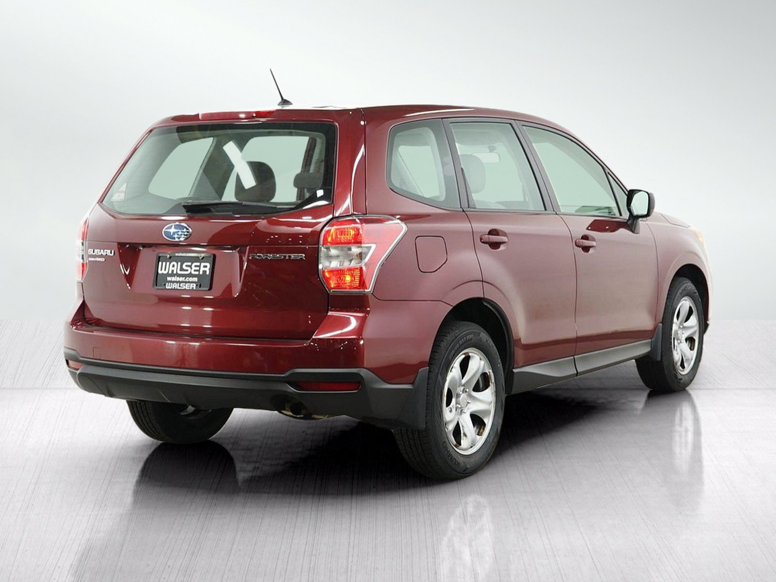 Used 2015 Venetian Red Pearl Subaru 2.5i image 5