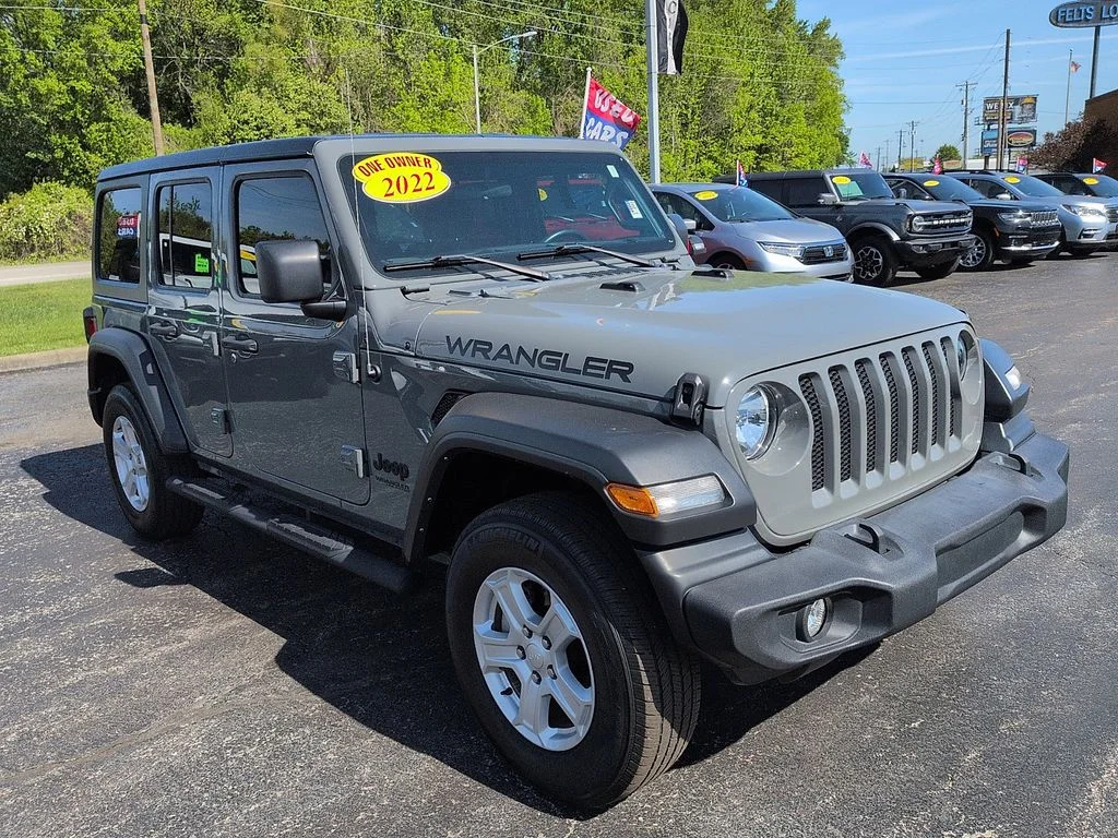 2022 Jeep Wrangler Sport S's photo