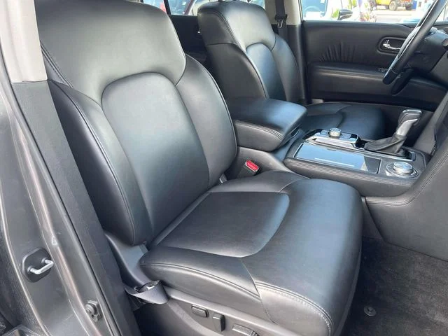 Used 2024 Gray Nissan SV image 27