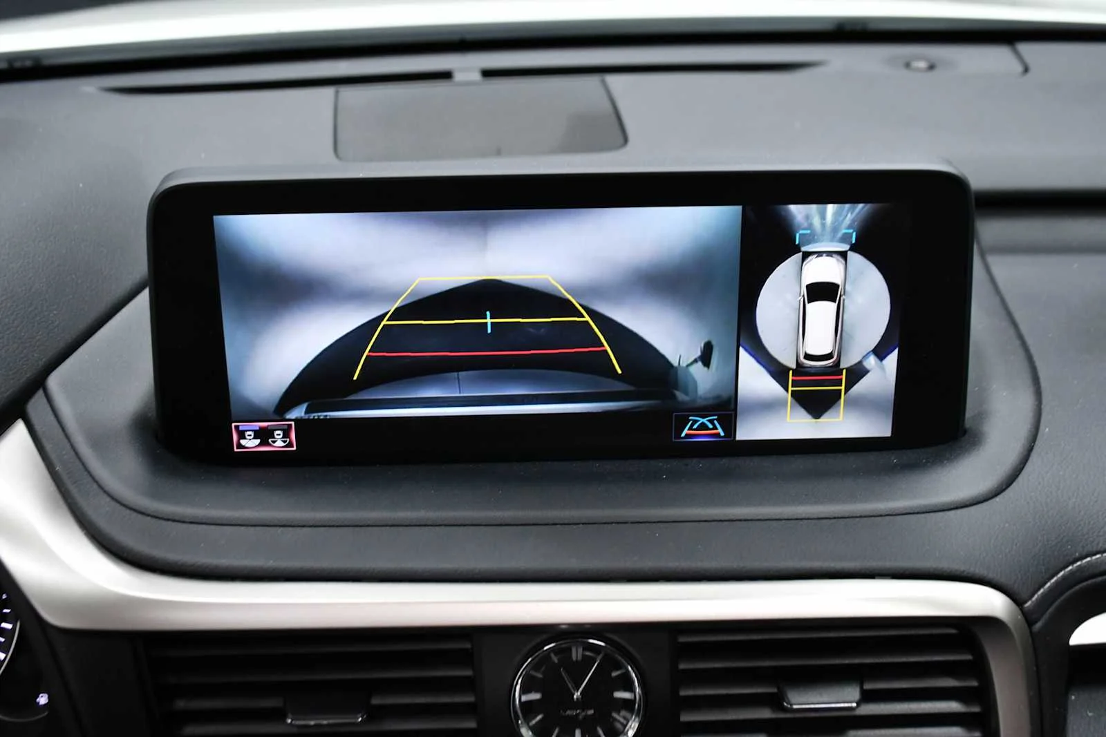 Certified Used 2022 Eminent White Pearl Lexus  image 21