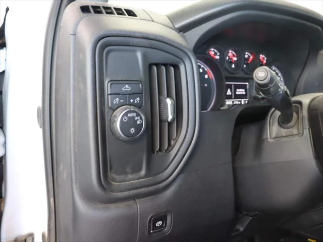 2024 Chevrolet Silverado 1500 Custom - Photo 12