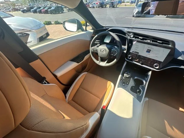 New 2026 Iridium Lexus PREMIUM AWD image 28