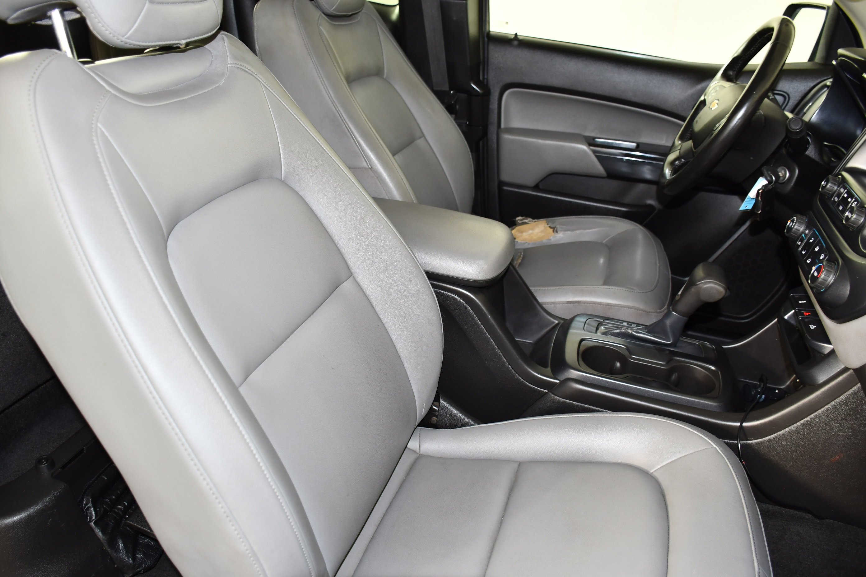 Used 2015 Summit White Chevrolet 2WD WT image 44
