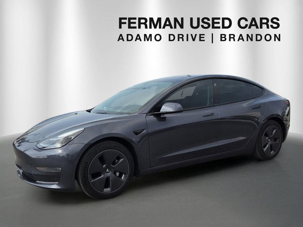 2022 Tesla Model 3 Long Range Dual Motor All-Wheel Drive's photo