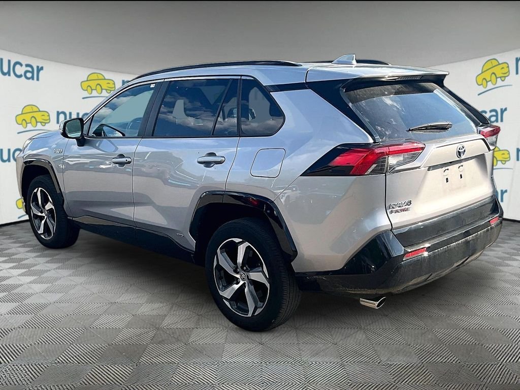 Certified Used 2024 Silver Toyota SE image 5