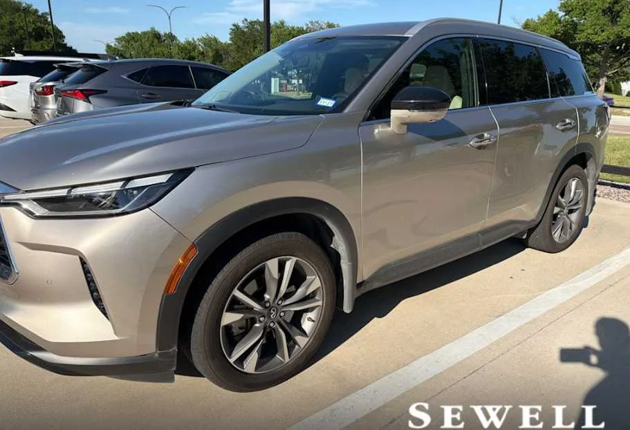2025 INFINITI QX60 LUXE AWD's photo