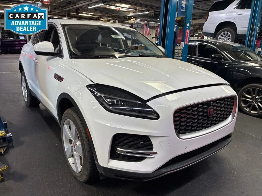 Used 2021 White Jaguar SE image 1