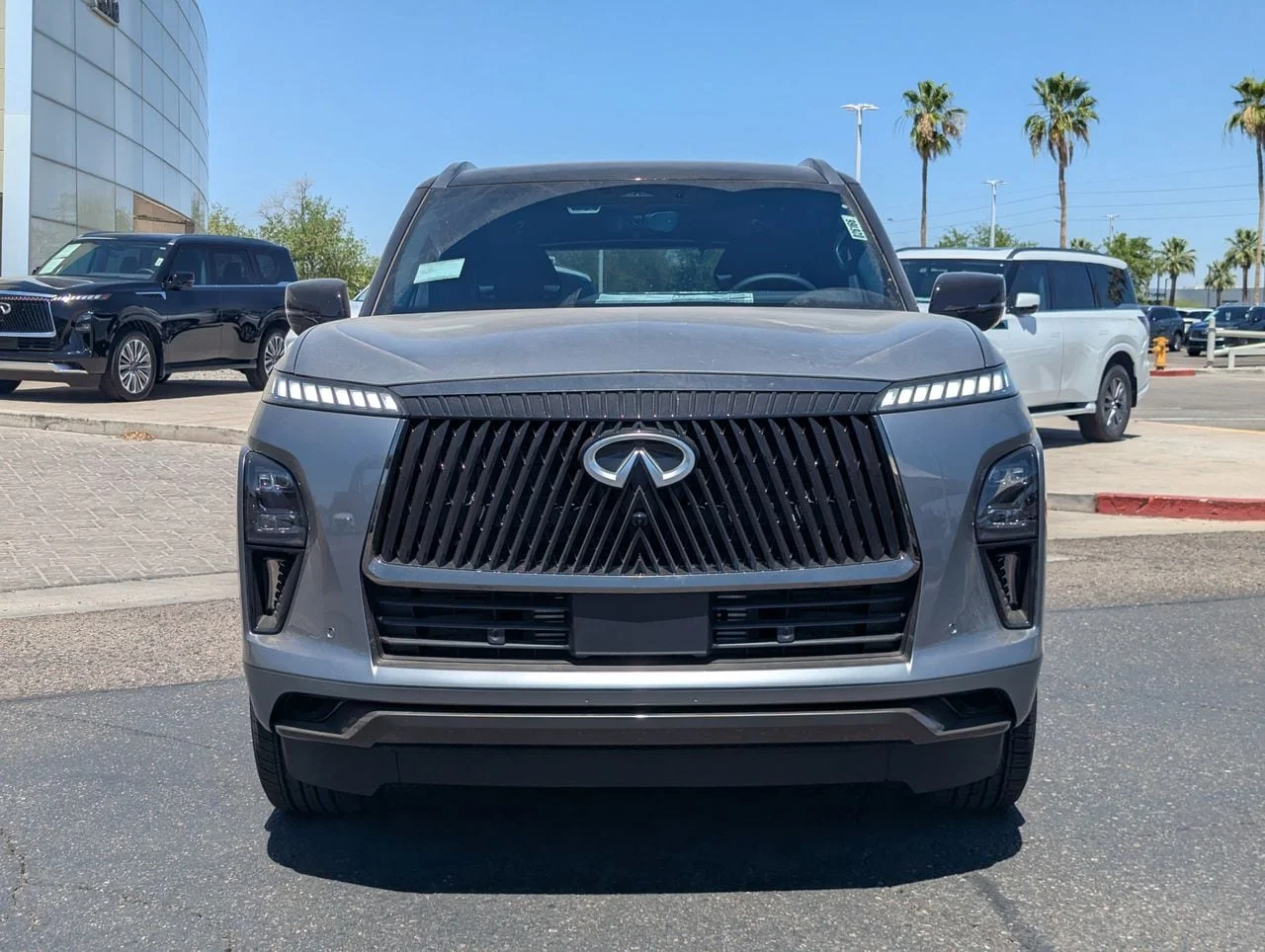 New 2026 2T DYNAMIC META INFINITI Autograph 4WD image 8